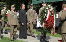 Apel Pamięci w miejscu zbombardowanego w 1944 roku Pasażu Simonsa (31 sierpnia 2014 r.)